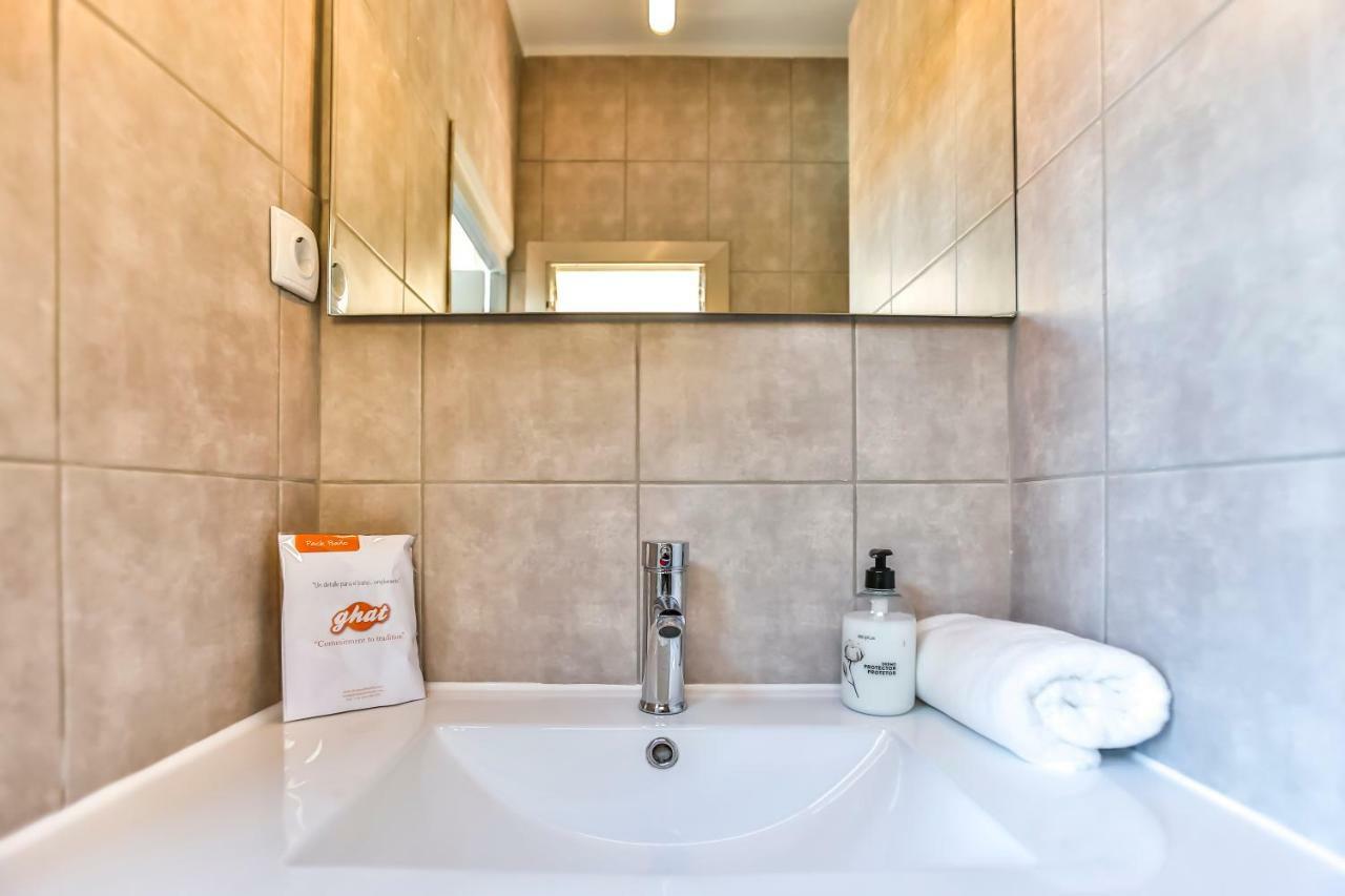 Basic Platja Apartment Barcelona Exterior photo